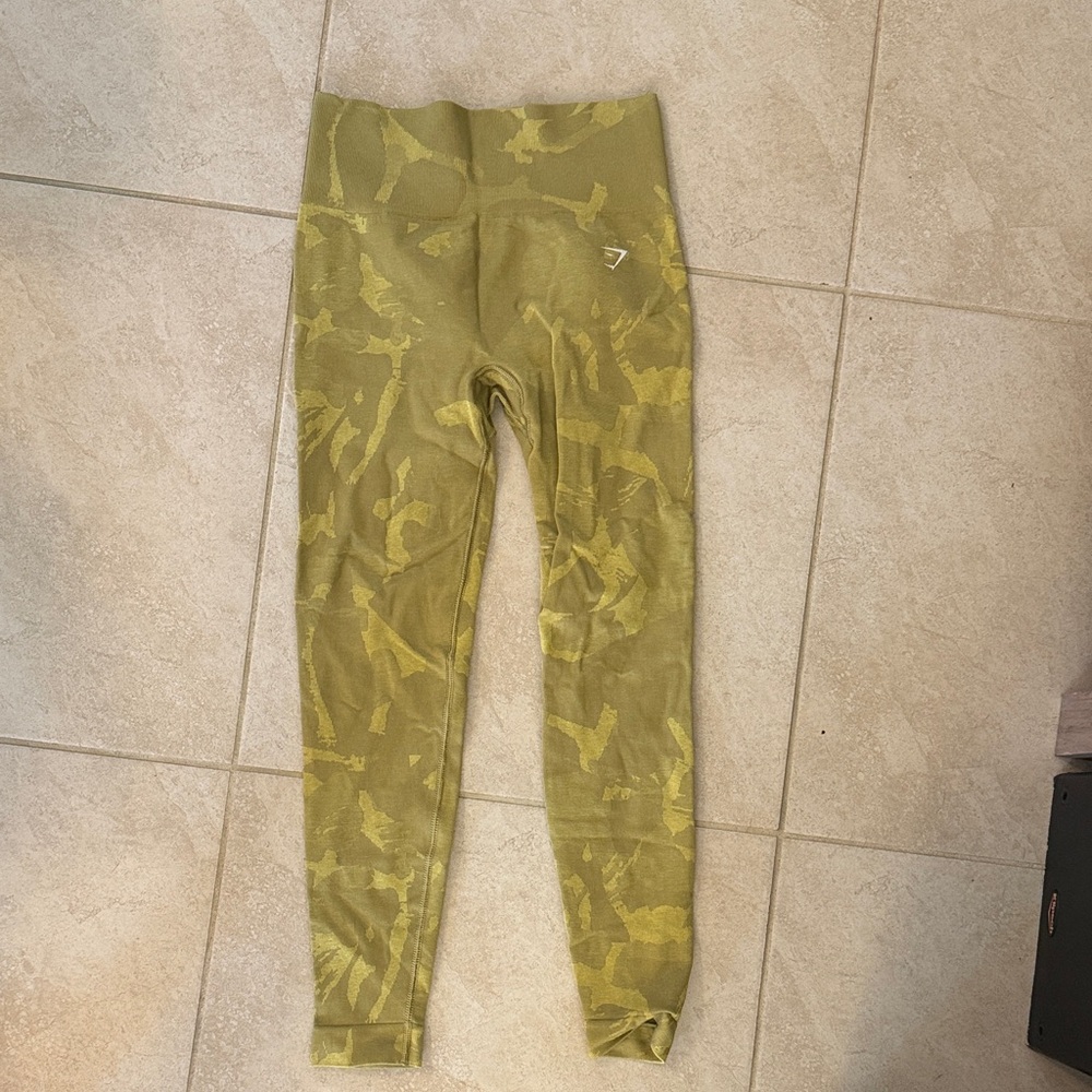 Gymshark Olive Camo Seamless Leggings
